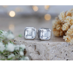 Kolczyki srebrne kwadratowe na sztyfcie z cyrkoniami