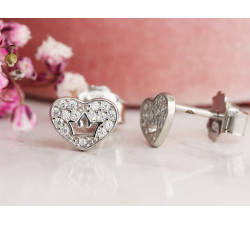 Srebrne kolczyki serce na sztyfcie