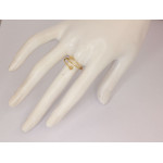 Złoty pierścionek z kuleczkami