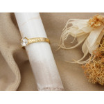 Delikatny złoty pierścionek z cyrkonią