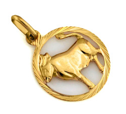 Złota zawieszka zodiak Byk
