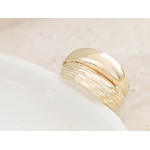 Duży złoty pierścionek  585 błyszczący na elegancko szeroki s