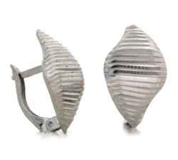 srebrne kolczyki angielskie