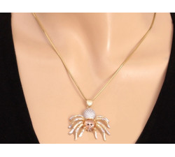 klasyczny złoty wisiorek