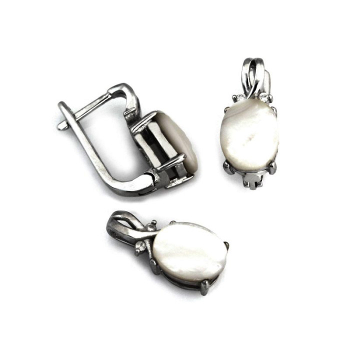 komplet srebrnej biżuterii z opalem