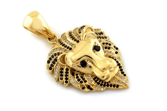 złota zawieszka lew